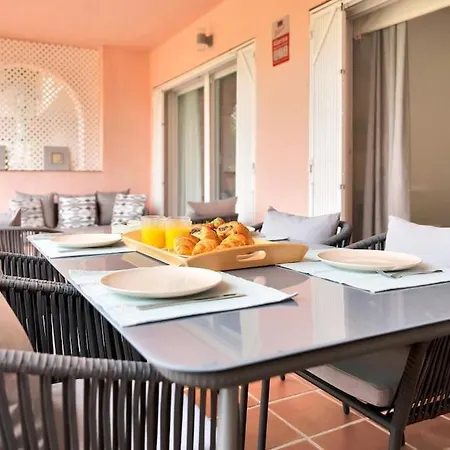 Apartamento En Primera Linea De Golf Con Piscina - Los Cartujanos 4 2 B Apartment Marbella