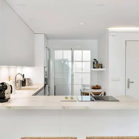Apartamento En Primera Linea De Golf Con Piscina - Los Cartujanos 4 2 B * Marbella