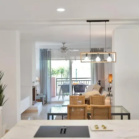 Apartamento En Primera Linea De Golf Con Piscina - Los Cartujanos 4 2 B Marbella