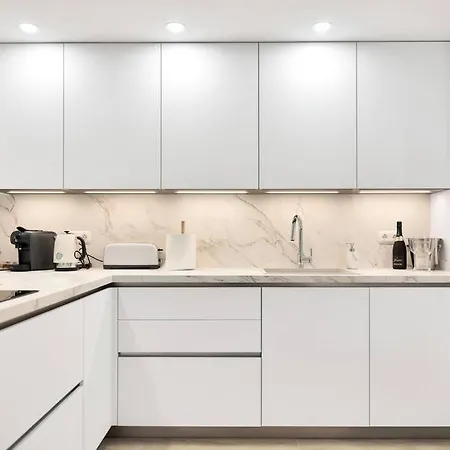 Apartamento En Primera Linea De Golf Con Piscina - Los Cartujanos 4 2 B