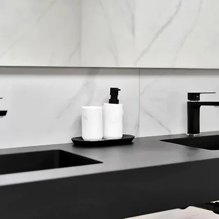 Apartamento En Primera Linea De Golf Con Piscina - Los Cartujanos 4 2 B Apartment