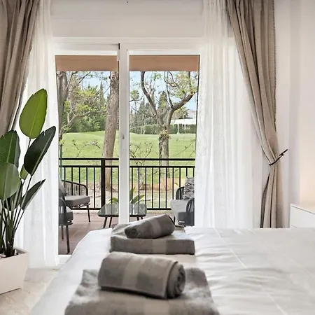 Apartamento En Primera Linea De Golf Con Piscina - Los Cartujanos 4 2 B Apartment