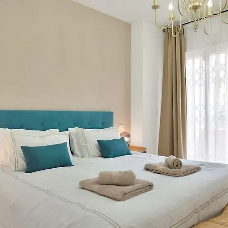Apartamento En Primera Linea De Golf Con Piscina - Los Cartujanos 4 2 B * Marbella